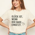 „Glück ist, wenn der Bass einsetzt“ Shirt, weitere Ansicht – Bass- und Rave-Motiv mit Herz