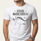 Weißes Meme T-Shirt mit „Ene Rochen"-Wortspiel und Vintage-Motiv eines rauchenden Rochens
