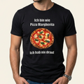 Mann trägt schwarzes Pizza Margherita Shirt mit Spruch Ich hab nix drauf